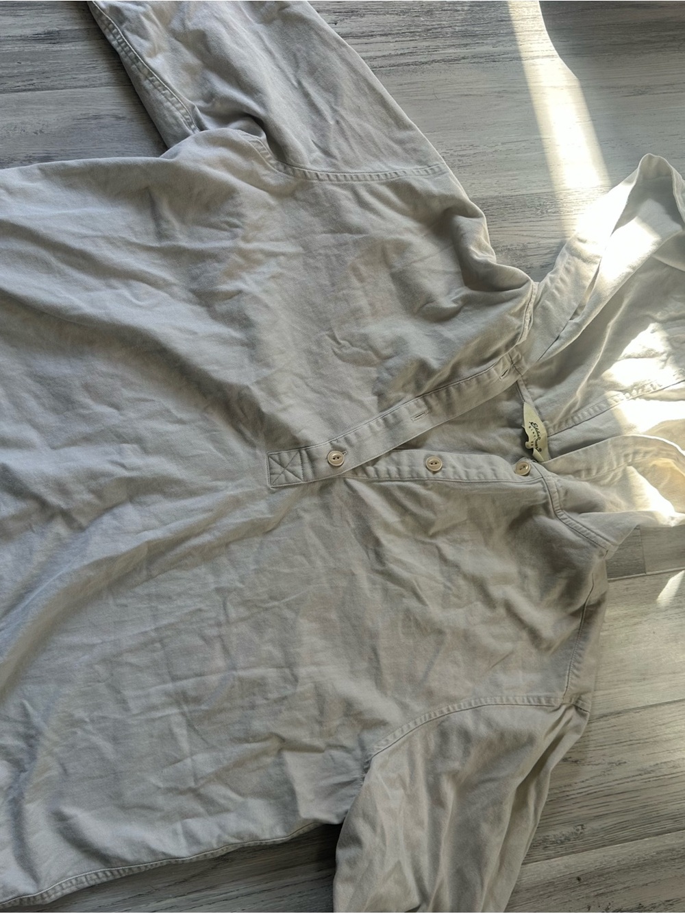 Eddie Bauer Light Gray Button-Front Casual Pullover Shirt